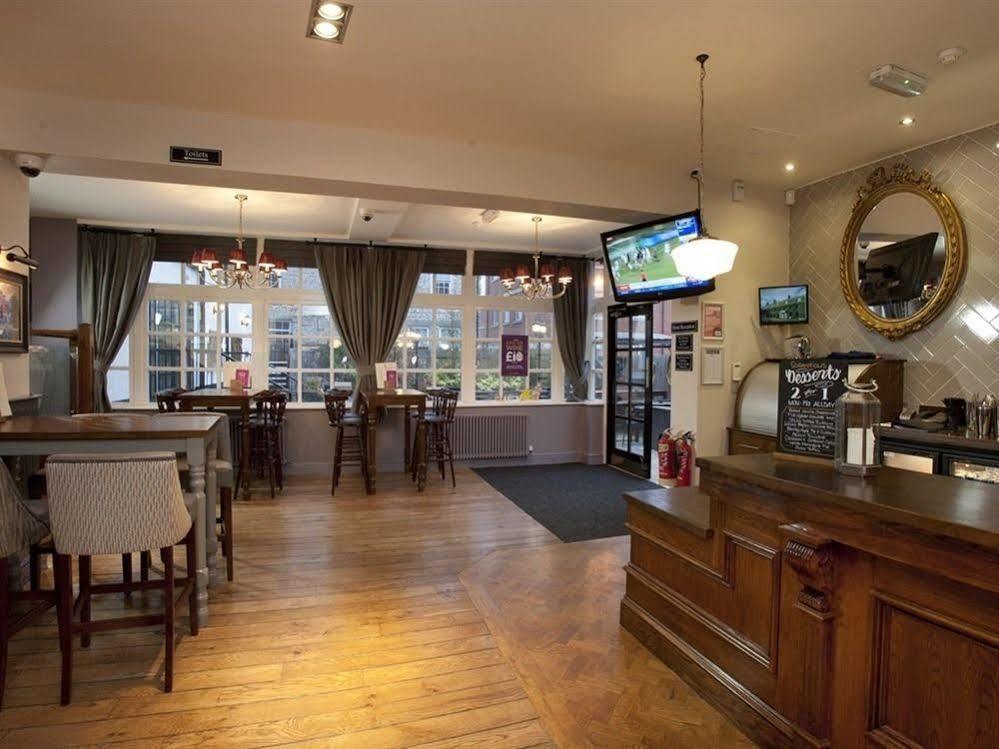 The Goddard Arms Ξενοδοχείο Σουίντον Εξωτερικό φωτογραφία